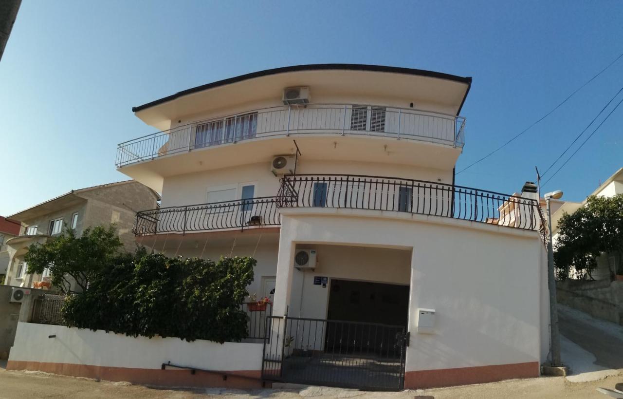 Apartman Radic Трогир Экстерьер фото